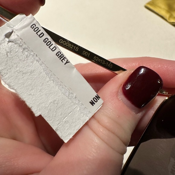 Gucci GG0821S Sunglasses - Picture 6 of 6